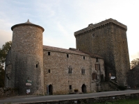 08-03 la Cavalerie du Larzac, puis arrêt à Le Viala du Pas de Jaux, et sa tour Hospitalière.