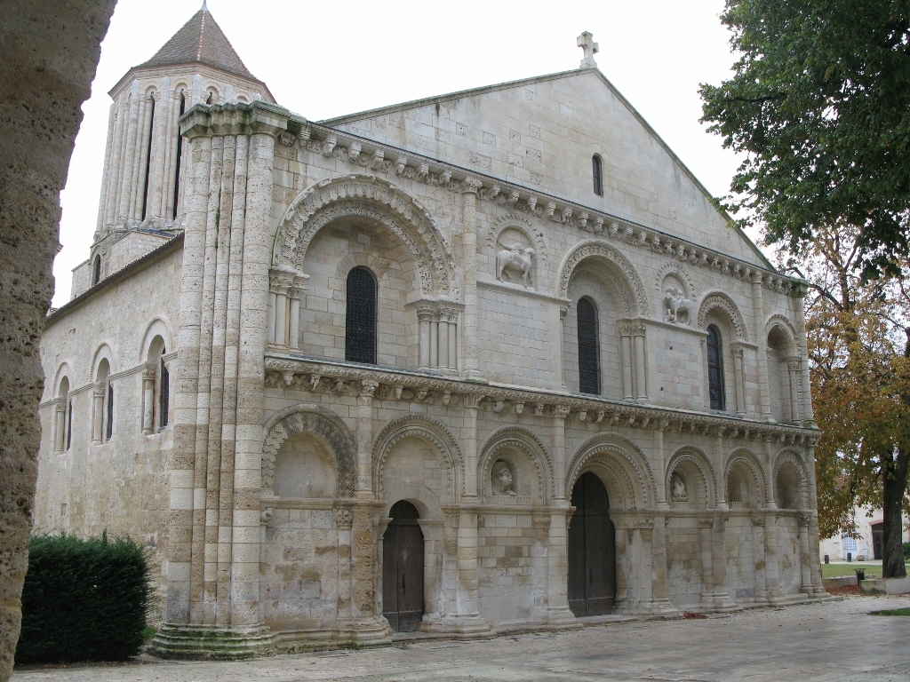 Notre Dame - Surgères (17)